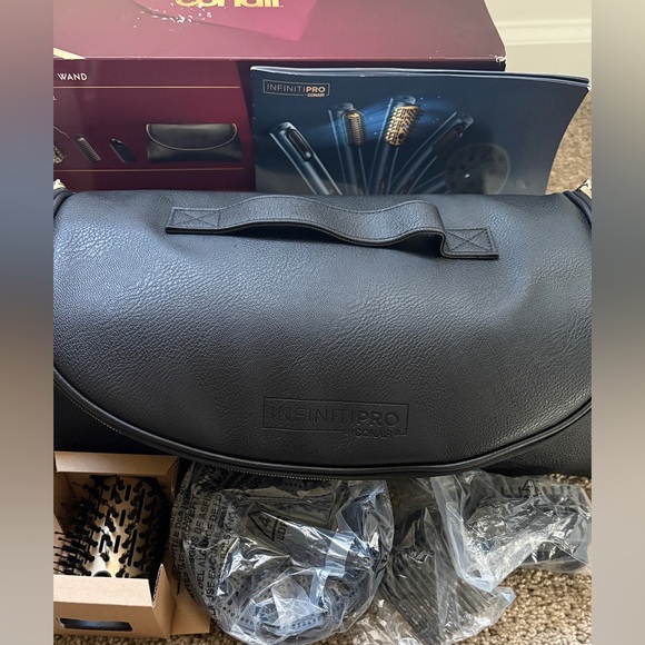 Conair InfinitiPRO DigitalAIRE Drying Wand in Navy & Gold - Picture 4 of 7